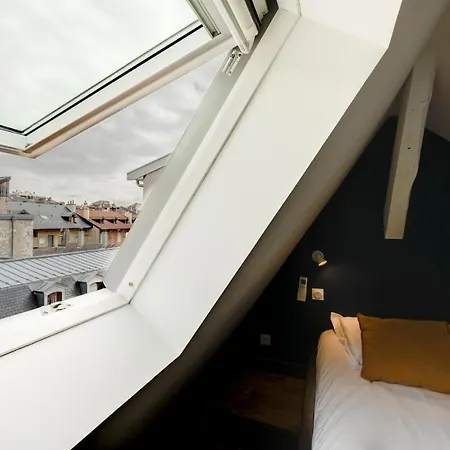 Le Saphir - In The Center With Air Conditioning Апартаменты *